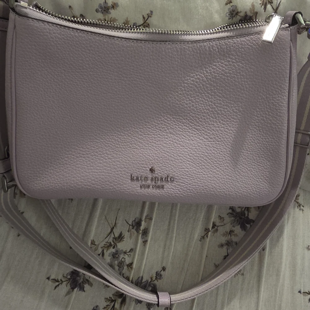 kate spade reposhing this